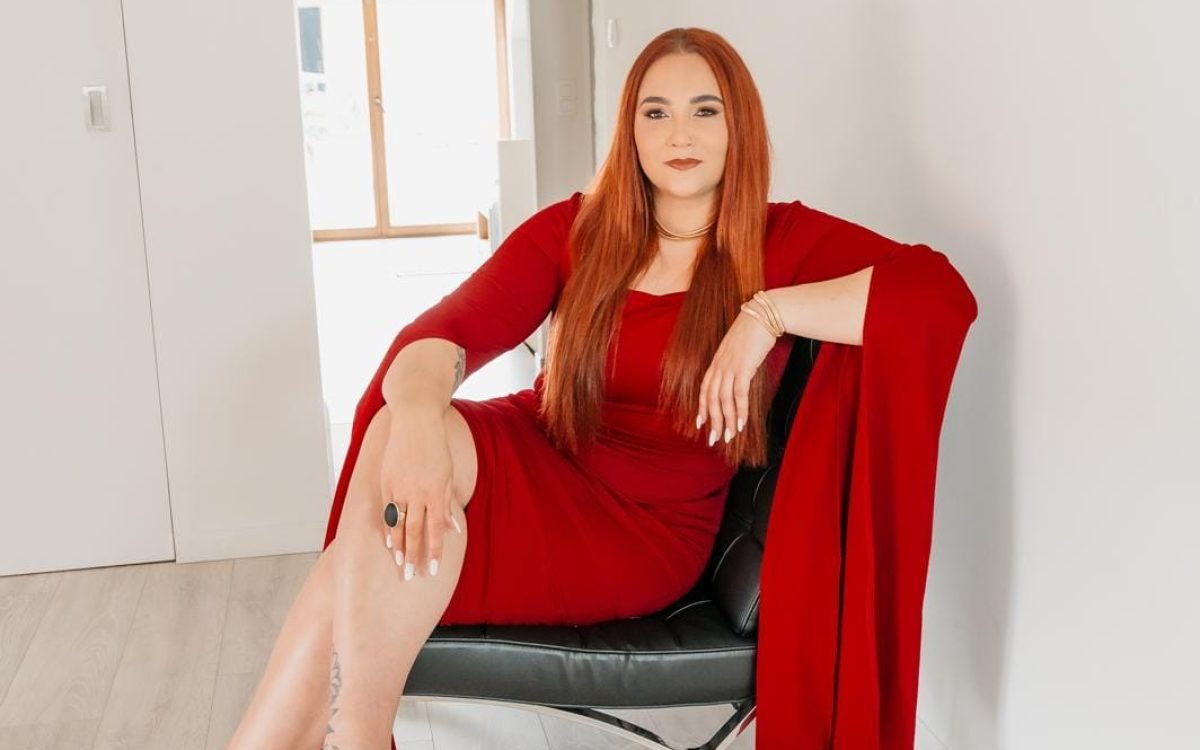 O Sucesso na Europa: Bruna Cunha Edifica Império da Educação Empresarial e Gestão Estratégica na Bélgica